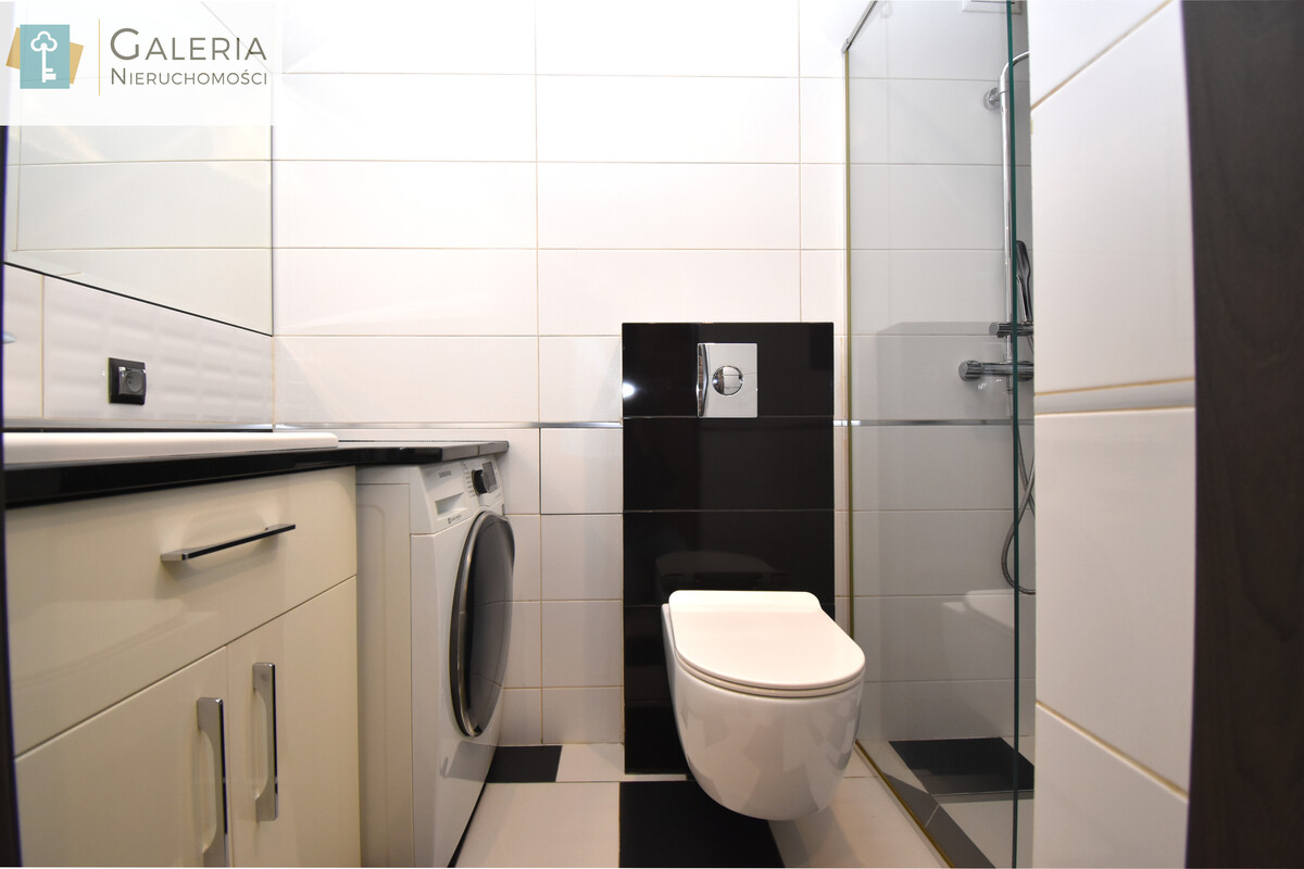 Elbląg GALERIA NIERUCHOMOŚCIZ pasji i miłości do nieruchomościNa sprzedaż: 2 pokoje przy rynkuul. Płk