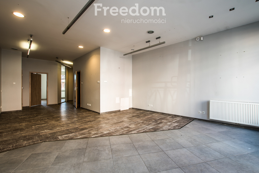 Elbląg FREEDOM NIERUCHOMOŚCIWynajmę lokal użytkowy - Elbląg, Stary Rynek. Oferta lokalu w prestiżowej