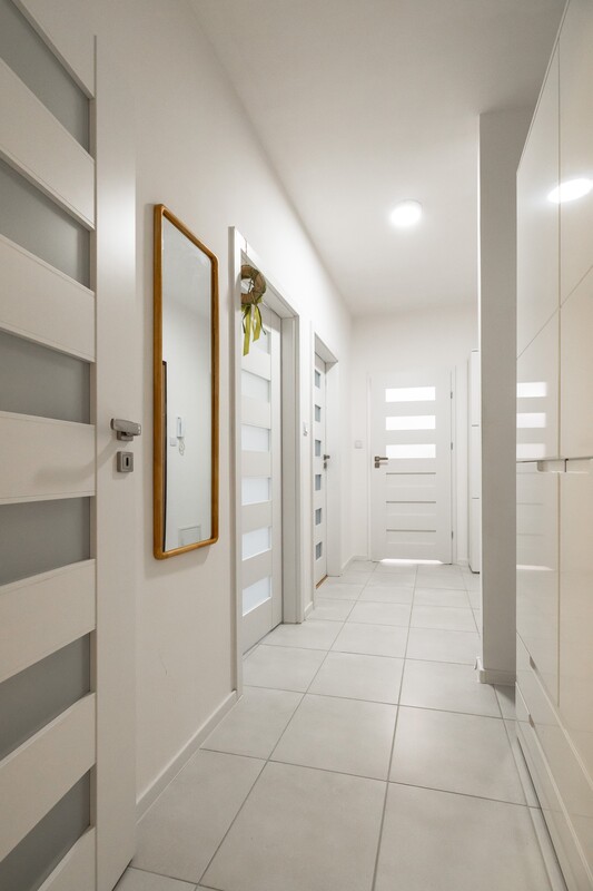 Elbląg Sprzedam mieszkanie 2 pokojowe, 53,77 m2 na osiedlu przy ul. Łęczyckiej. Gotowe do zamieszkania.