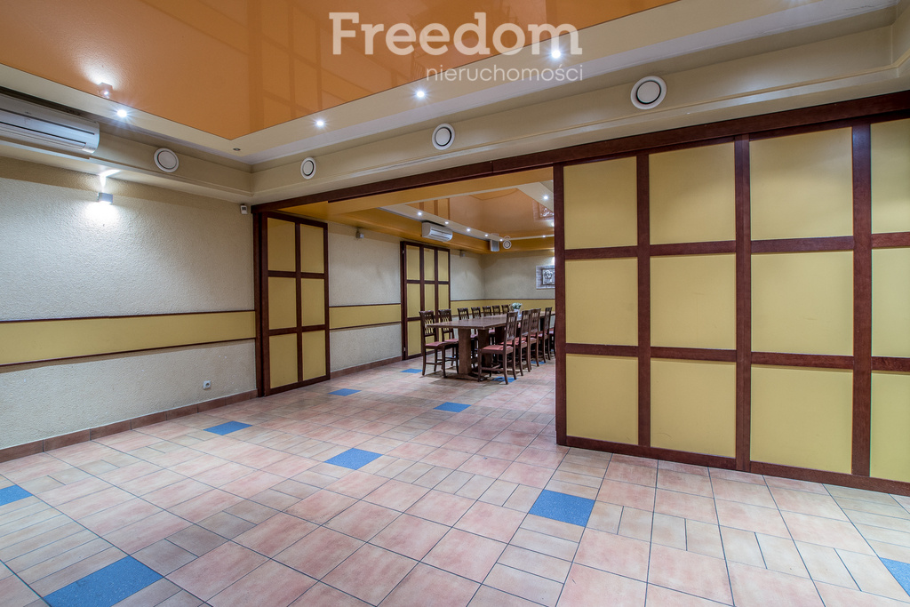 Elbląg FREEDOM NIERUCHOMOŚCISprzedam lokal użytkowy - Elbląg, Stary Rynek. Wyjątkowy lokal inwestycyjny przy