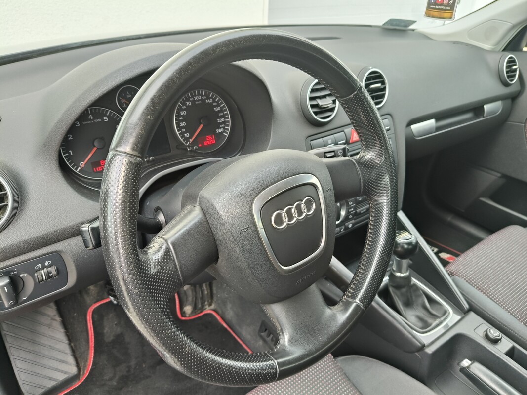 Elbląg SUPER STAN !!! AUDI A3 SPORTBACK z NAJLEPSZYM silnikiem 1,6 benzyna MPI.