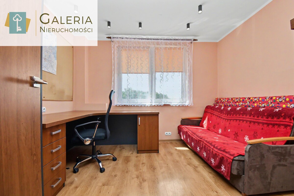 Elbląg GALERIA NIERUCHOMOŚCIZ pasji i miłości do nieruchomościNa sprzedaż: Trzy pokoje, balkon, parter!ul.