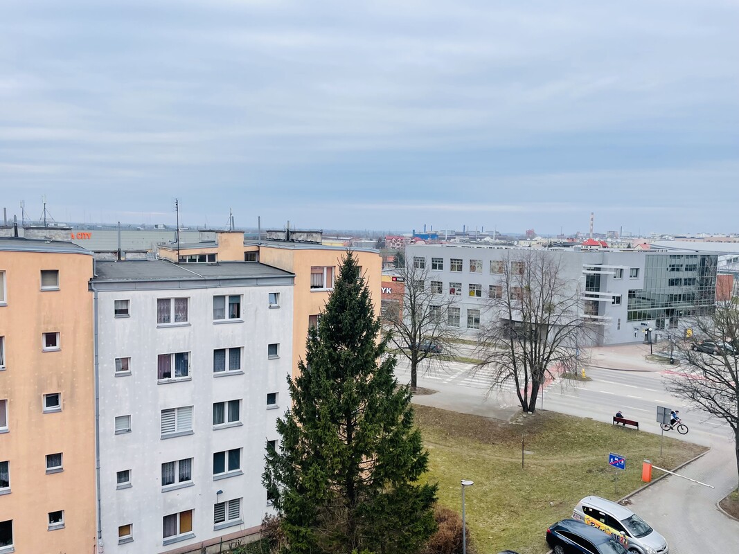 Elbląg 🏡 🌟 Przestronne 2-pokojowe mieszkanie z balkonem w sercu Elbląga! Wyjątkowe