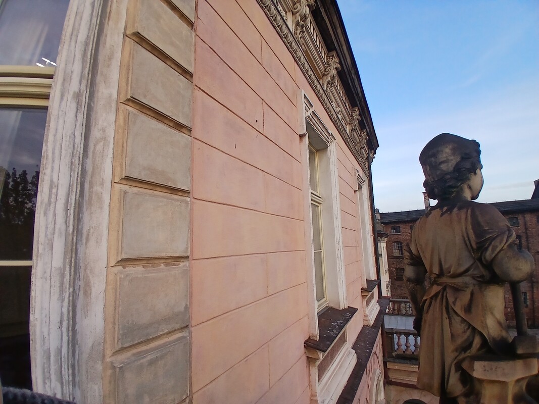 Elbląg PAŁACYK ZACISZE - zabytkowy, klimatyczny budynek w centrum miasta - kompleksowe rozwiązanie dla Twojej firmy!-