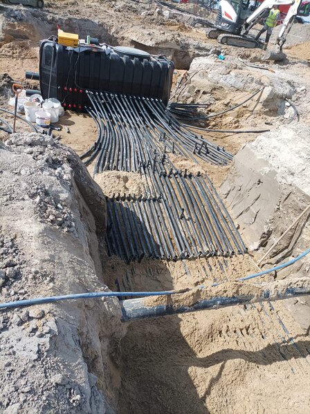 Elbląg Monter / Pomocnik montera sieci sanitarnych zewnętrznychDołącz do dynamicznego zespołu i rozwiń swoją karierę w