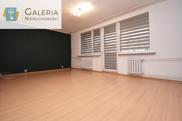 Elbląg GALERIA NIERUCHOMOŚCIZ pasji i miłości do nieruchomościNa sprzedaż:&nbsp; &nbsp; Trzypokojowe mieszkanie na