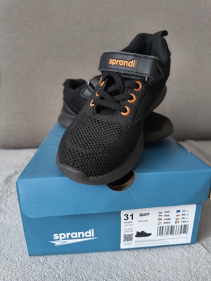 Elbląg Sprzedam buty marki Sprandi LIGHT STEP w rozmiarze 31,długość wkładki wewnątrz 20 cm. Buty są w stanie