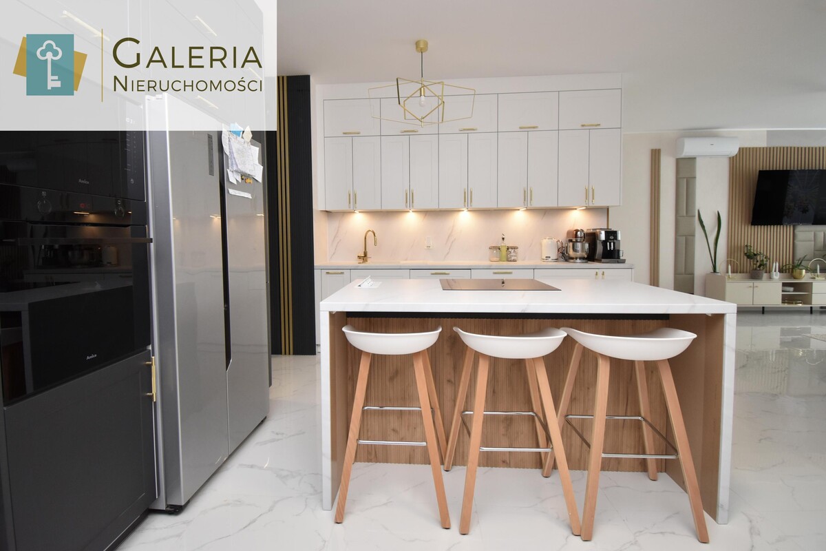 Elbląg GALERIA NIERUCHOMOŚCIZ pasji i miłości do nieruchomościNa sprzedaż: Przestronny, nowoczesny, umeblowany