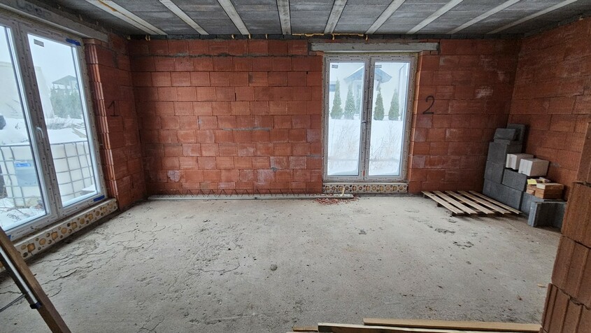 Elbląg BIURO NIERUCHOMOŚCISZULC& SZULCPowierzchnia działki: 700 m2Dom na sprzedaż w stanie surowym zamkniętym w