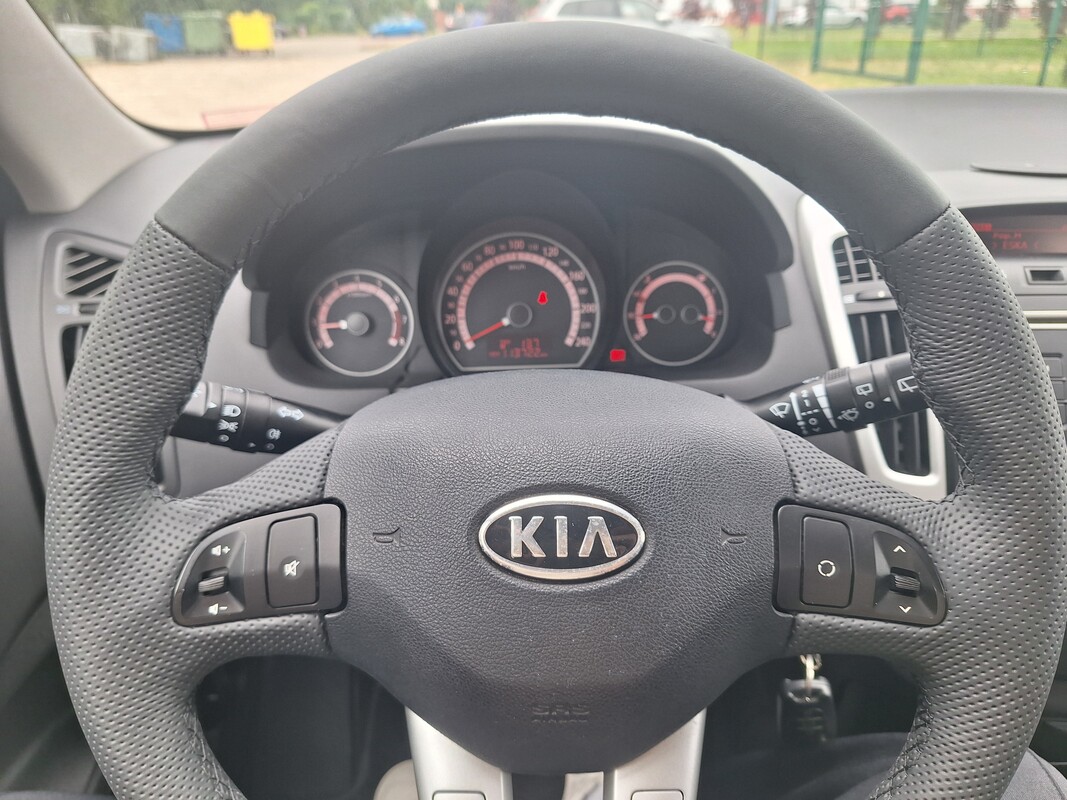 Elbląg Kia Ceed 1.4 CVVT 90 KM | Benzyna | Manual | Spirit |
Oferuję do sprzedaży Kia Ceed z 2011 roku, sprowadzoną z
