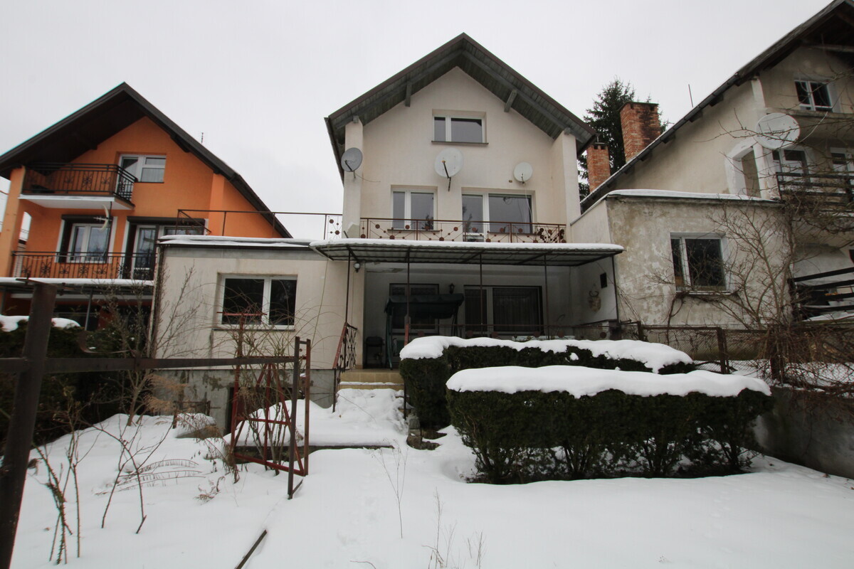 Elbląg NIERUCHOMOŚCI ANNA KRASZEWSKA&nbsp;Dom w zabudowie szeregowej, z dużym garażem&nbsp; przy ulicy