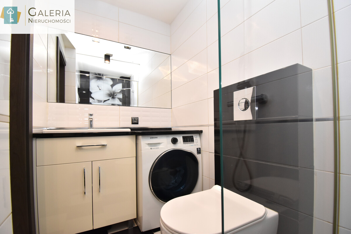 Elbląg GALERIA NIERUCHOMOŚCIZ pasji i miłości do nieruchomościNa sprzedaż: 2 pokoje przy rynkuul. Płk