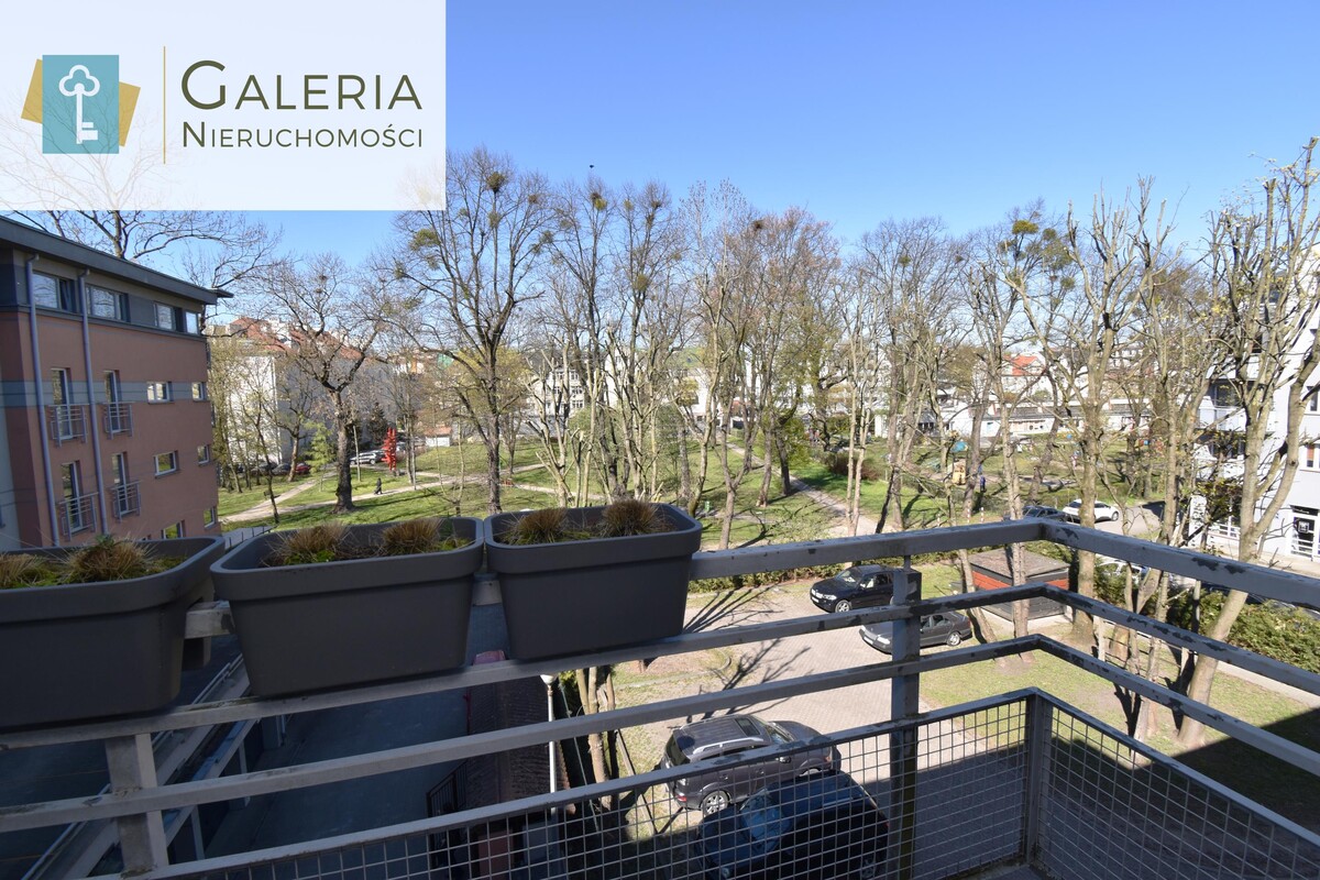 Elbląg GALERIA NIERUCHOMOŚCIZ pasji i miłości do nieruchomościNa sprzedaż: 3 pokoje | gotowe do