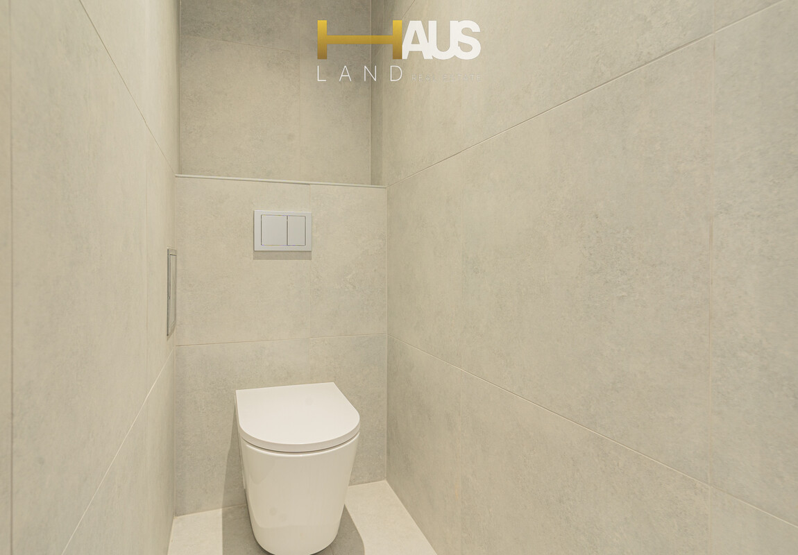 Elbląg DZIEŃ OTWARTY 22.02.2026r (NIEDZIELA)ELBLĄG, UL. WYBICKIEGO3 POKOJE, OSOBNA KUCHNIA POWIERZCHNIA