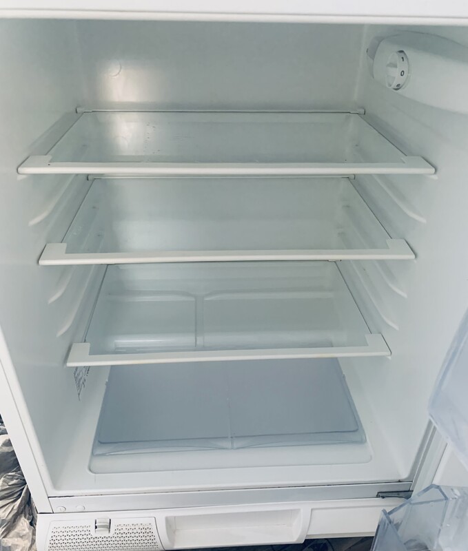 Elbląg SPRZEDAM chłodziarkę/lodówkę Electrolux ERN1300AOW do zabudowy 300
Instalacja
do zabudowy, montaż frontów na