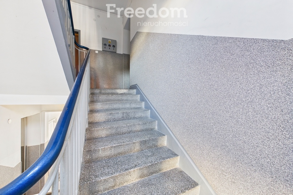 Elbląg FREEDOM NIERUCHOMOŚCISprzedam mieszkanie - Elbląg, Pionierska. Na sprzedaż przytulne mieszkanie położone