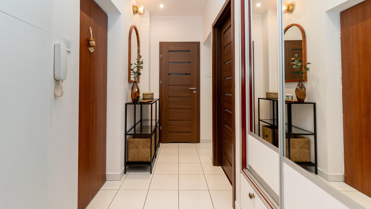 Elbląg TO MY SPRZEDAJEMYNIERUCHOMOŚCI W TYM MIEŚCIEBIURO NIERUCHOMOŚCIAMERICAN HOMEWYNAJMĘ - 2 POKOJE -