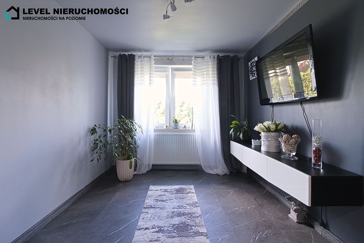Elbląg LEVEL NIERUCHOMOŚCI Dom w mieście z dużą działką ul. Idzikowskiego