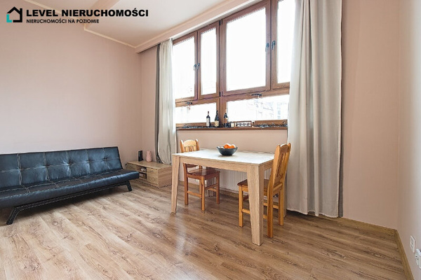 Elbląg LEVEL NIERUCHOMOŚCIDwa mieszkaniaI piętro    74,8m2ul. Hetmańska, ElblągNIERUCHOMOŚCI NA POZIOMIE