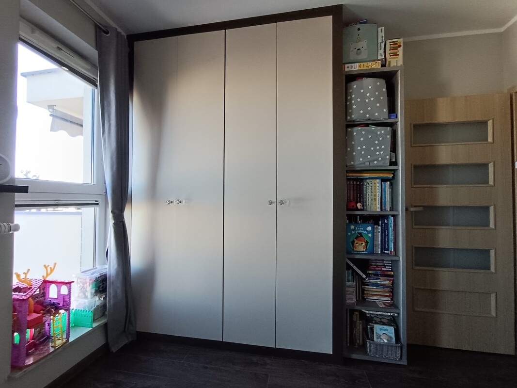 Elbląg MIESZKANIE NA SPRZEDAŻ
OSIEDLE LAWENDOWE WZGÓRZE, ULICA BRONIEWSKIEGO W ELBLĄGU
2 POKOJE (SYPIALNIA PLUS SALON