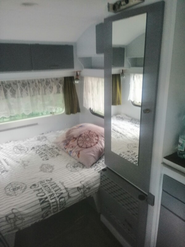 Elbląg Sprzedam dużą przyczepę campingową po kapitalnym remoncie nie zarejstrowana. Napewno idealnie zastapi altankę