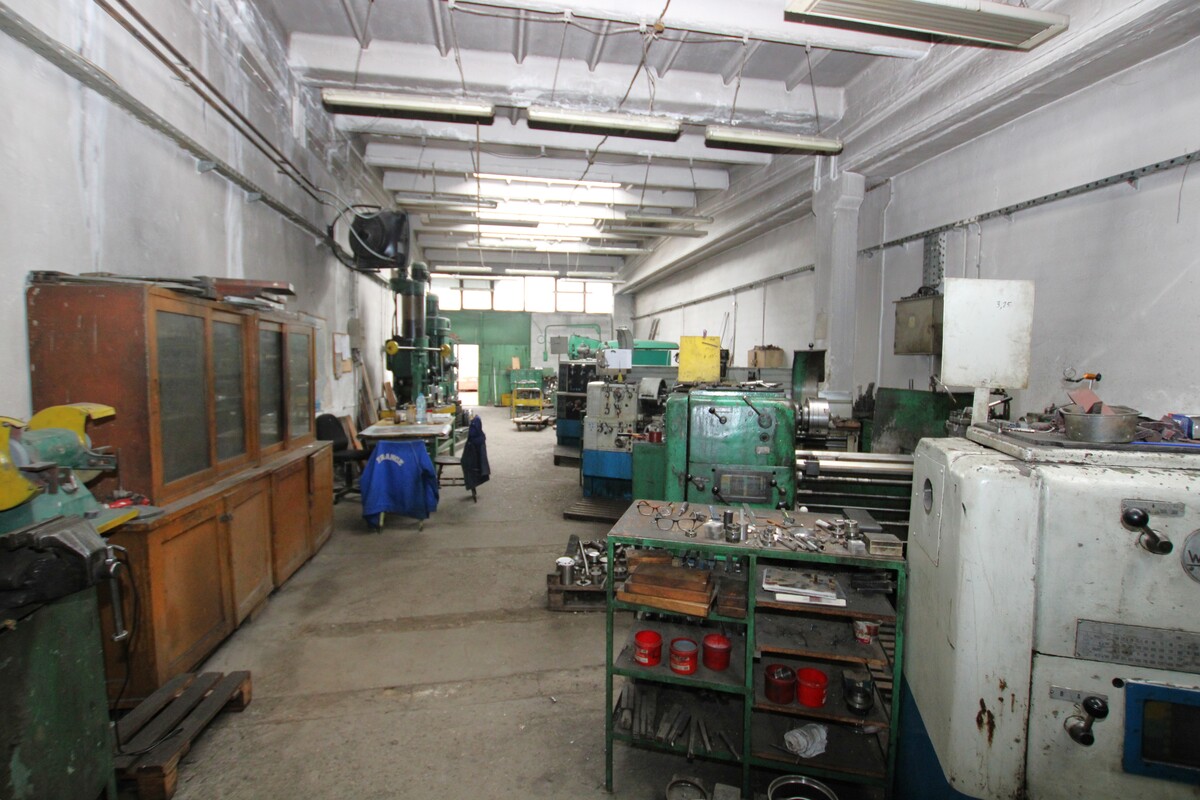 Elbląg NIERUCHOMOŚCI ANNA KRASZEWSKA Nieruchomość komercyjna z potencjałem inwestycyjnym Hala wolnostojąca