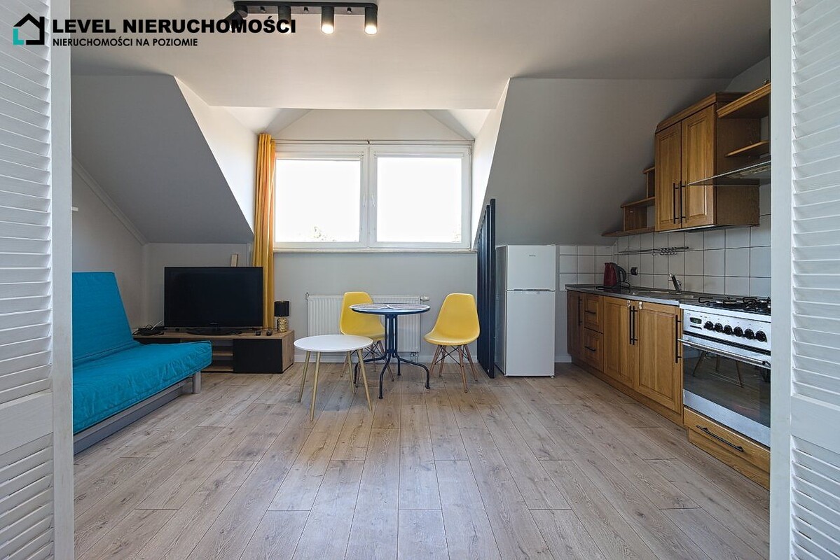 Elbląg LEVEL NIERUCHOMOŚCI Dom wielofunkcyjny w StegnieTrzy apartamenty94,63m2 NIERUCHOMOŚCI NA