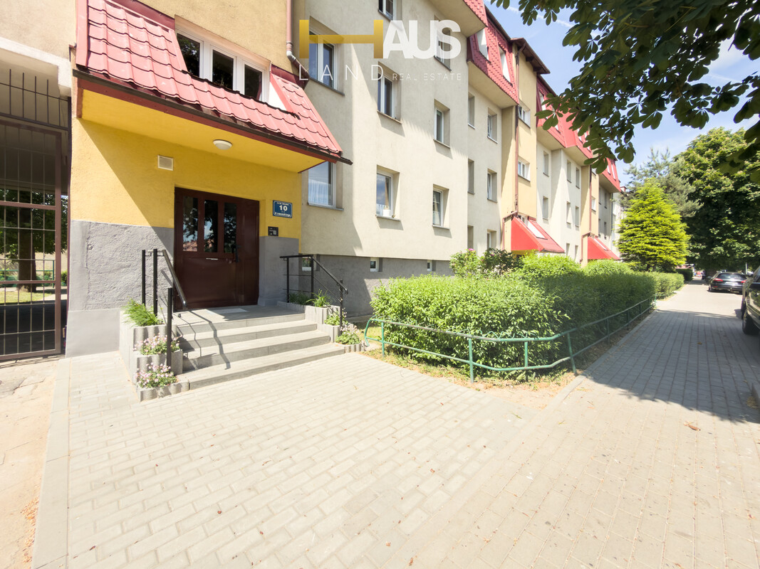Elbląg DZIEŃ OTWARTY 01.08..2026r (SOBOTA)ELBLĄG, UL. KOMEŃSKIEGOPOWIERZCHNIA 67,40 M23 POKOJE, OSOBNA KUCHNIA BALKON,