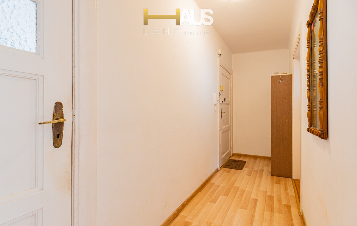 Elbląg DZIEŃ OTWARTY 02.11.2025r (NIEDZIELA)ELBLĄG, UL. KOPERNIKA  3 POKOJE, OSOBNA KUCHNIA PARTER