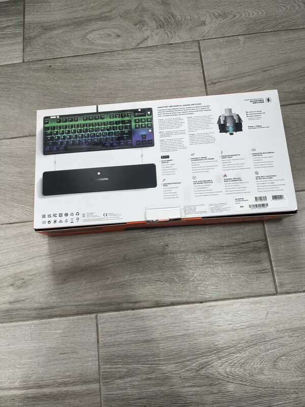 Elbląg Sprzedam klawiaturę steelseries apex pro TKL gen 1,stan bardzo dobry, brak oryginalnych keycapow, bez rys itd,