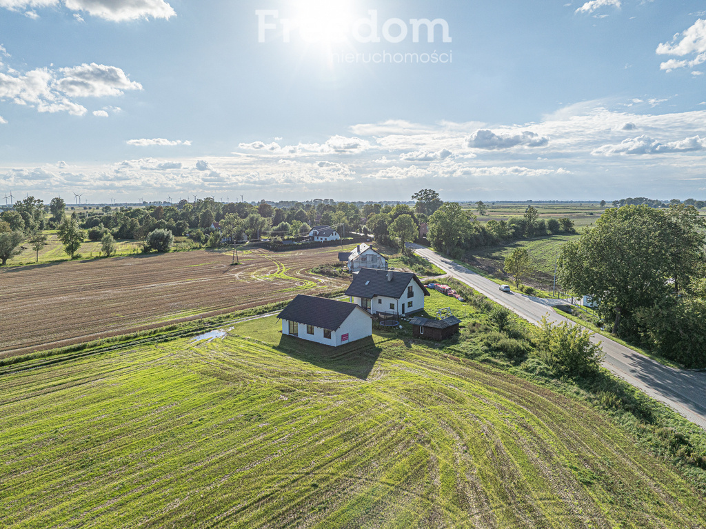 Elbląg FREEDOM NIERUCHOMOŚCISprzedam dom - Orłowo, Żuławska. Oferuję na sprzedaż jednopiętrowy dom wolnostojący