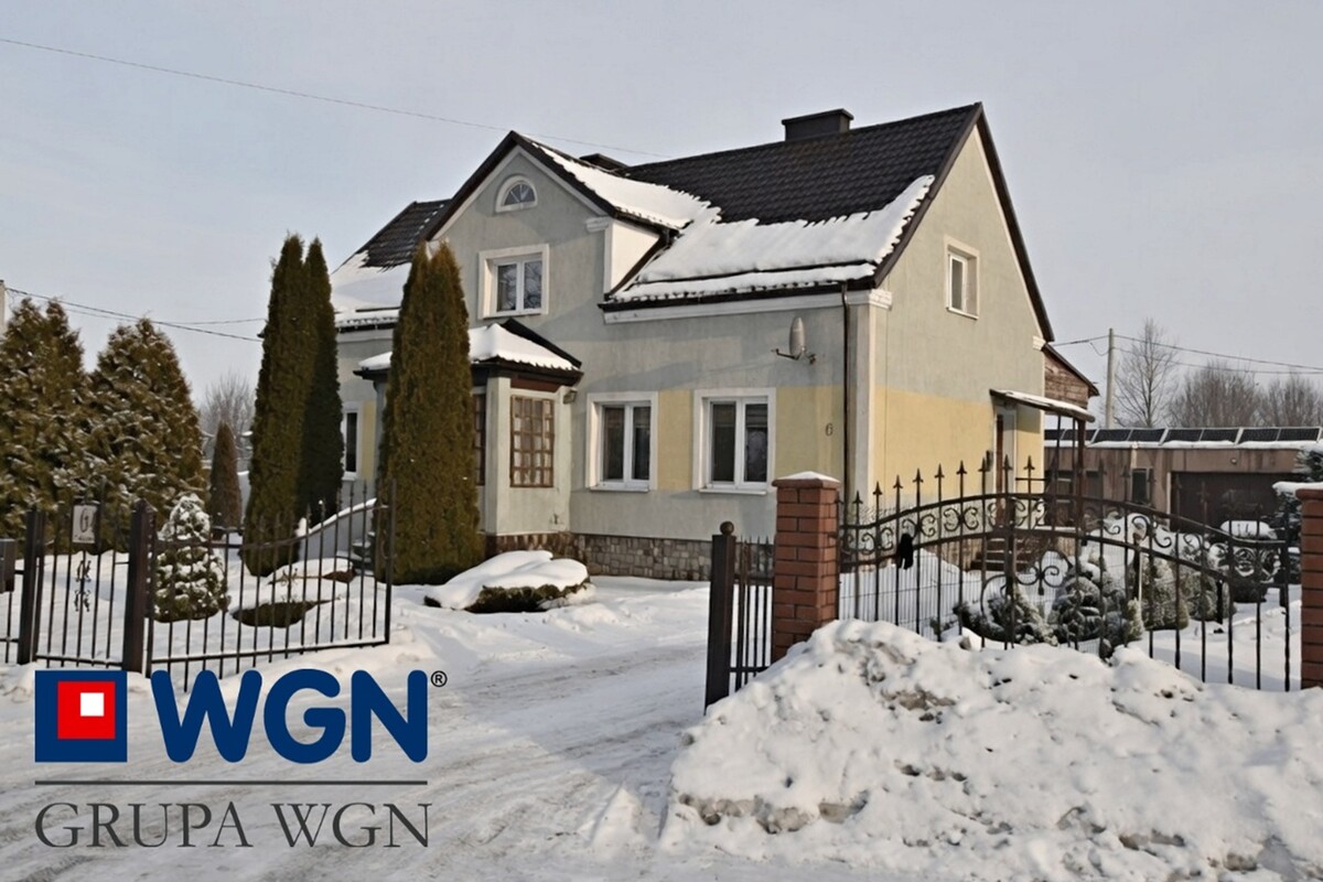 Elbląg Na sprzedaż mieszkanietrzypokojowe o powierzchni 77 m2 w miejscowości Zwierzno , 20 km od Elbląga, 4 km od