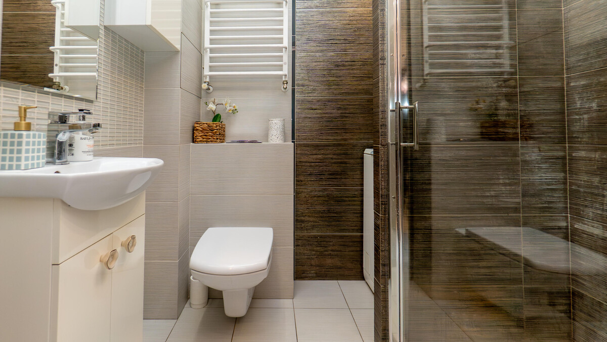 Elbląg TO MY SPRZEDAJEMYNIERUCHOMOŚCI W TYM MIEŚCIEBIURO NIERUCHOMOŚCIAMERICAN HOMEWYNAJMĘ - 2 POKOJE -