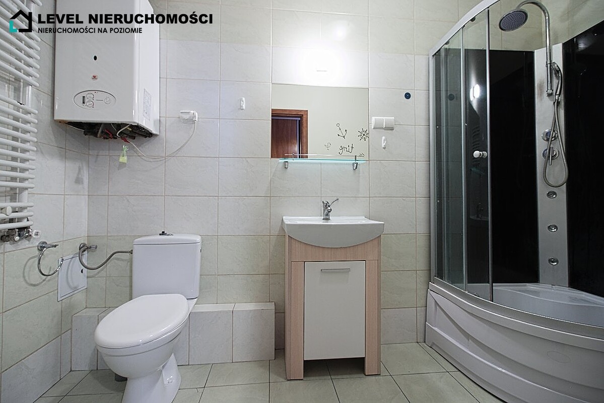 Elbląg LEVEL NIERUCHOMOŚCI Trzypokojowe mieszkanie przy starówceul. Królewiecka