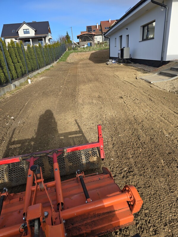 Elbląg Wykonam usługę traktorkiem z glebogryzarką.