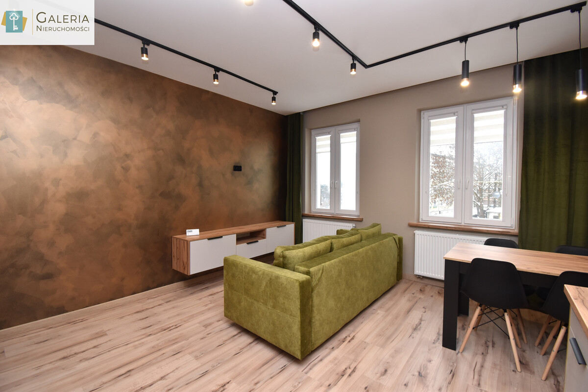 Elbląg GALERIA NIERUCHOMOŚCIZ pasji i miłości do nieruchomościNa sprzedaż: Klimatyczne mieszkanie - 2 pokoje przy