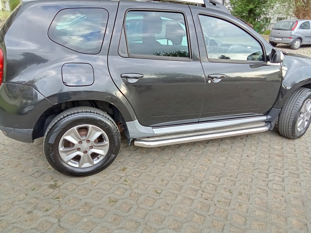 Elbląg Sprzedam: zadbana Dacia Duster SUV w kolorze czarnym, rok prod.2014,benzyna + LPG. Model Dacia Duster 13-Duster