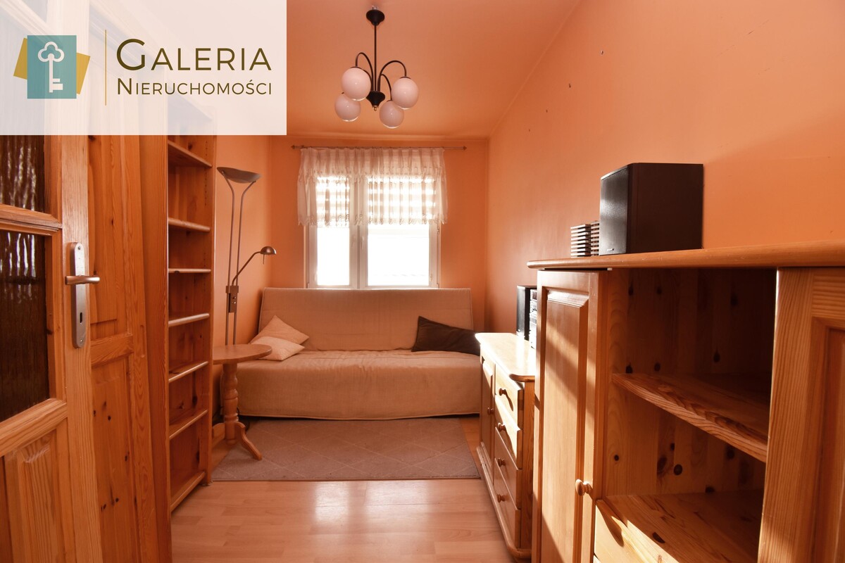 Elbląg GALERIA NIERUCHOMOŚCIZ pasji i miłości do nieruchomościNa sprzedaż: Trzypokojowe mieszkanie na ostatnim piętrze