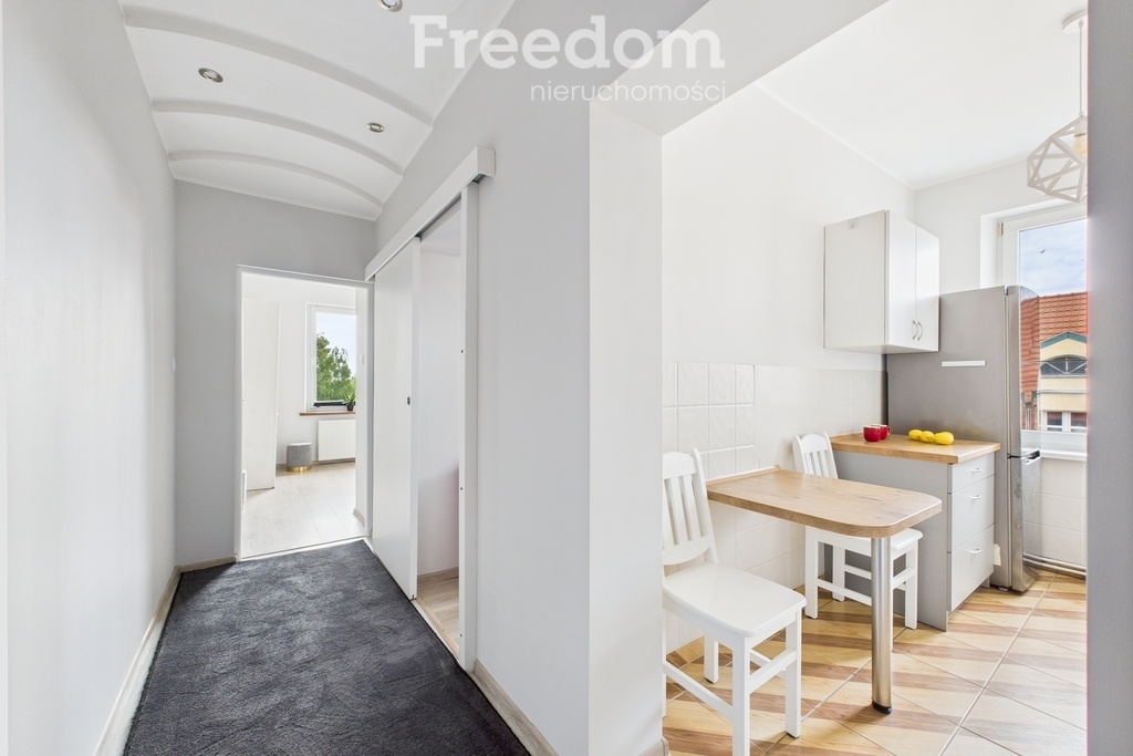 Elbląg FREEDOM NIERUCHOMOŚCISprzedam mieszkanie - Elbląg, Topolowa. Na sprzedaż oferuję przytulne, w pełni