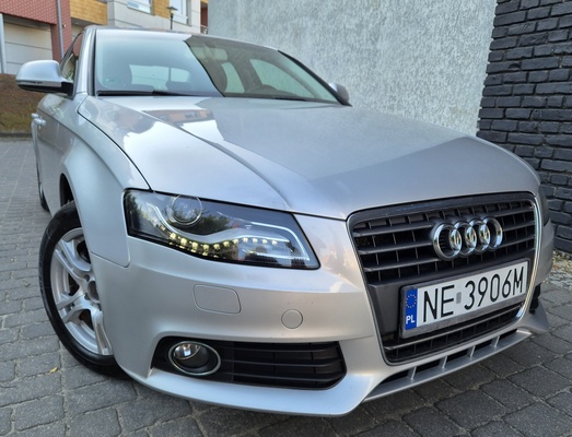 Elbląg 🚗 Audi A4 B8 S-LINE 1,8 Benzyna 120 KM, 2009 rok — Manual, Klimatyzacja, ALU, Tempomat, Nowe OC i