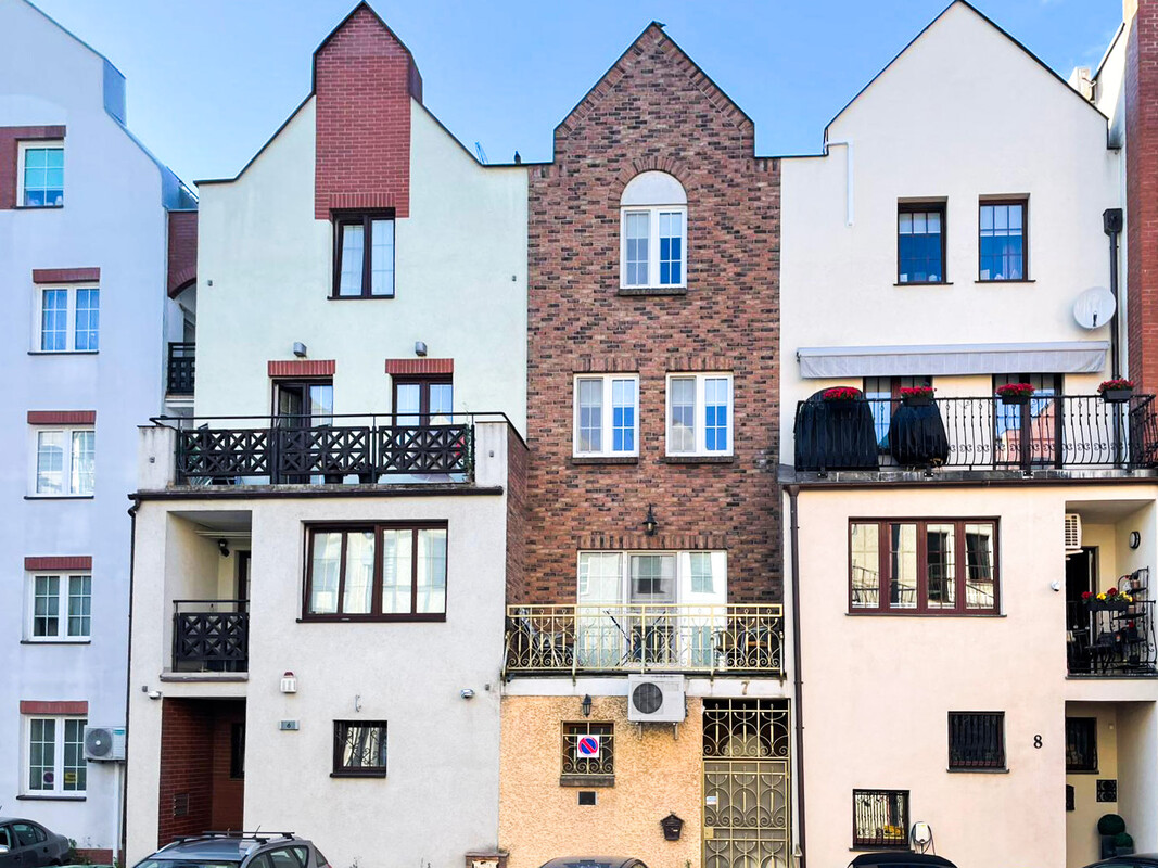 Elbląg 🏠  DE FACTO NIERUCHOMOŚCI🏠  TWÓJ ZAUFANY PARTNER!  KAMIENICA NA STARYM MIEŚCIE W