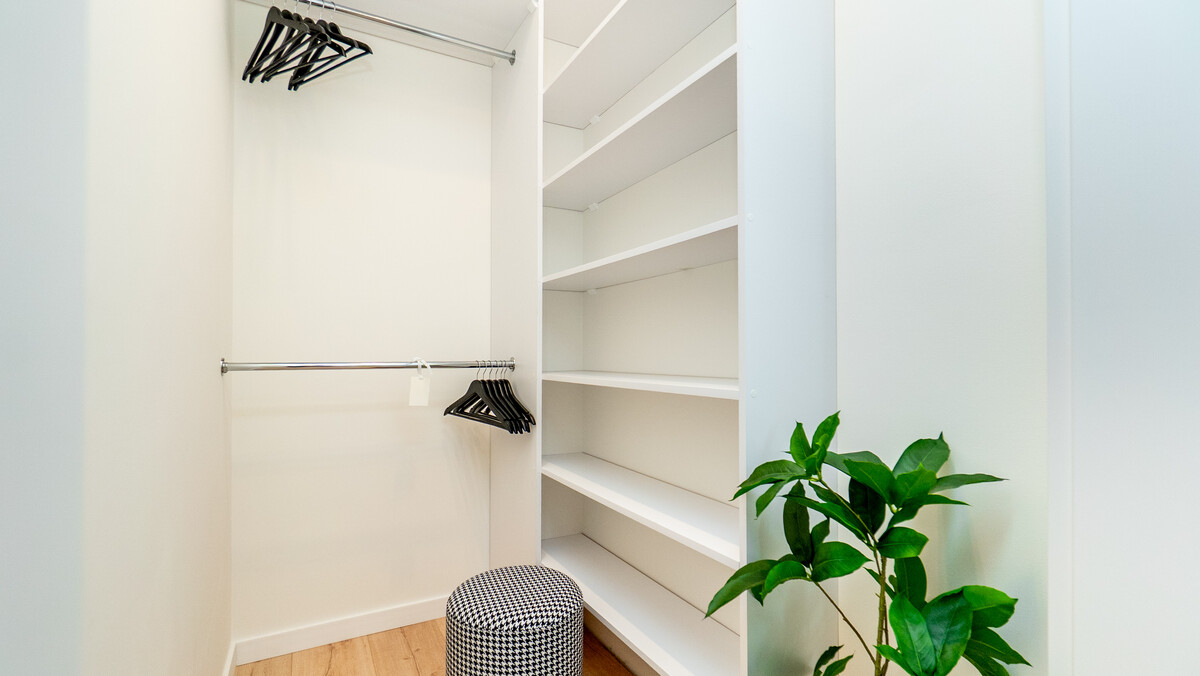 Elbląg TO MY SPRZEDAJEMYNIERUCHOMOŚCI W TYM MIEŚCIEBIURO NIERUCHOMOŚCIAMERICAN HOMEFOR SALE - 4 POKOJE - ŁĘCZYCKA