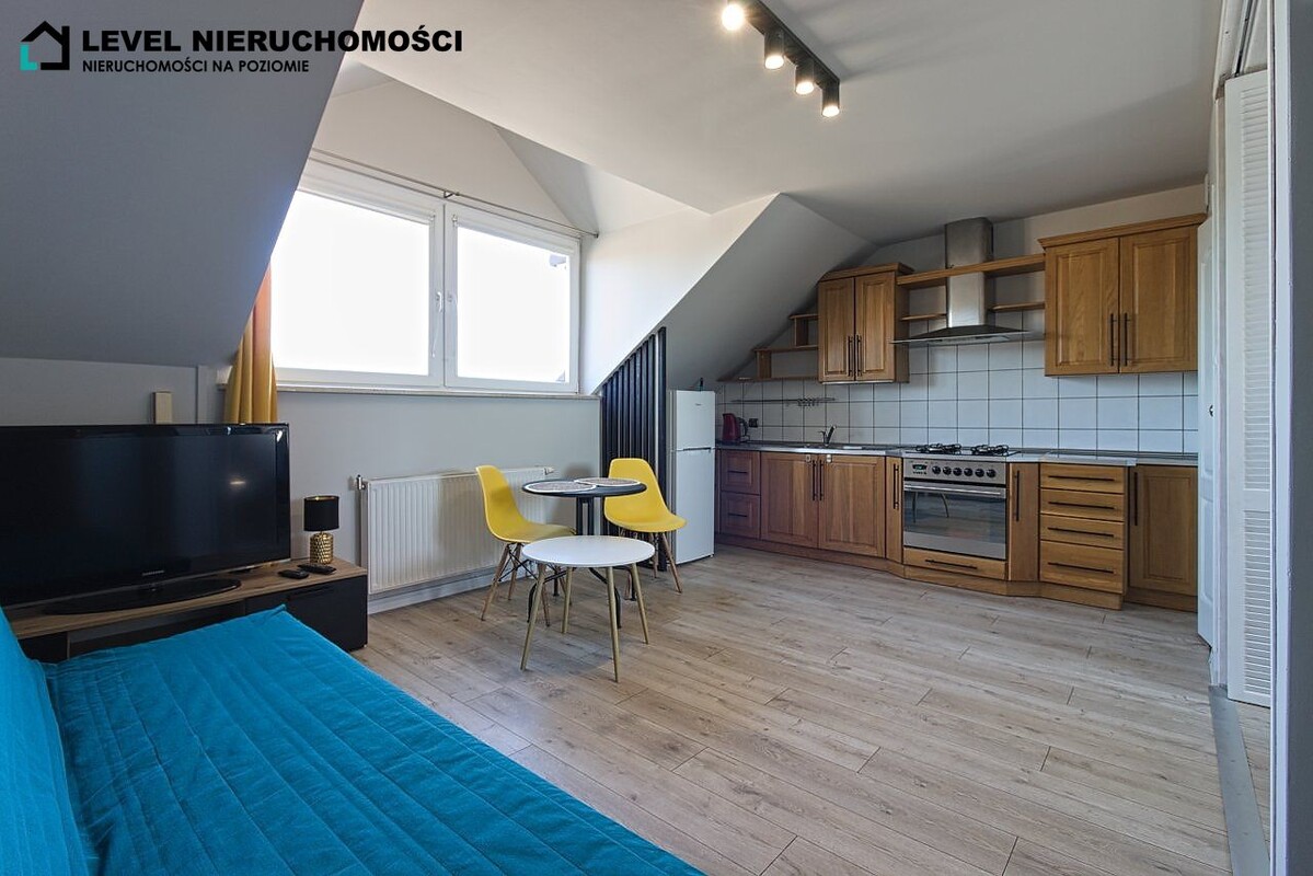 Elbląg LEVEL NIERUCHOMOŚCI Dom wielofunkcyjny w StegnieTrzy apartamenty94,63m2 NIERUCHOMOŚCI NA