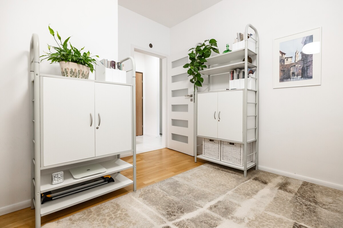 Elbląg Sprzedam mieszkanie 2 pokojowe, 53,77 m2 na osiedlu przy ul. Łęczyckiej. Gotowe do zamieszkania.