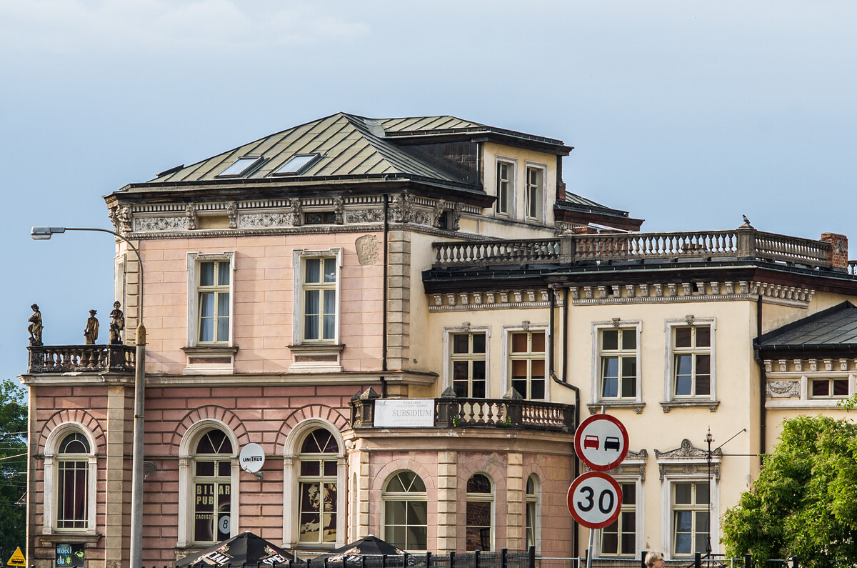 Elbląg PAŁACYK ZACISZE - zabytkowy, klimatyczny budynek w centrum miasta - kompleksowe rozwiązanie dla Twojej firmy!-