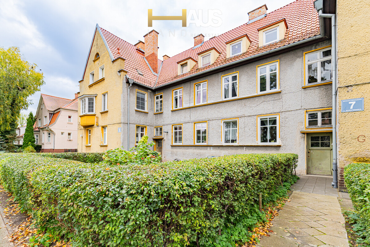 Elbląg DZIEŃ OTWARTY 02.11.2025r (NIEDZIELA)ELBLĄG, UL. KOPERNIKA  3 POKOJE, OSOBNA KUCHNIA PARTER