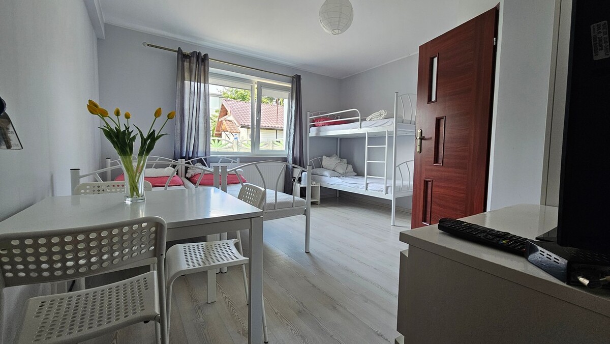 Elbląg BIURO NIERUCHOMOŚCISZULC& SZULCDom - Jantar ul. GdańskaPowierzchnia domu: 200 m2Powierzchnia działki: 800