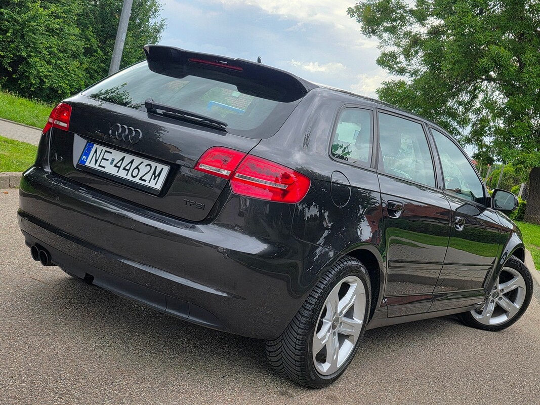 Elbląg Audi A3Silnik :BenzynaFULL Led Bi-xenon NAVI PDCOpłacony-ZarejestrowanyRok produkcji 2012