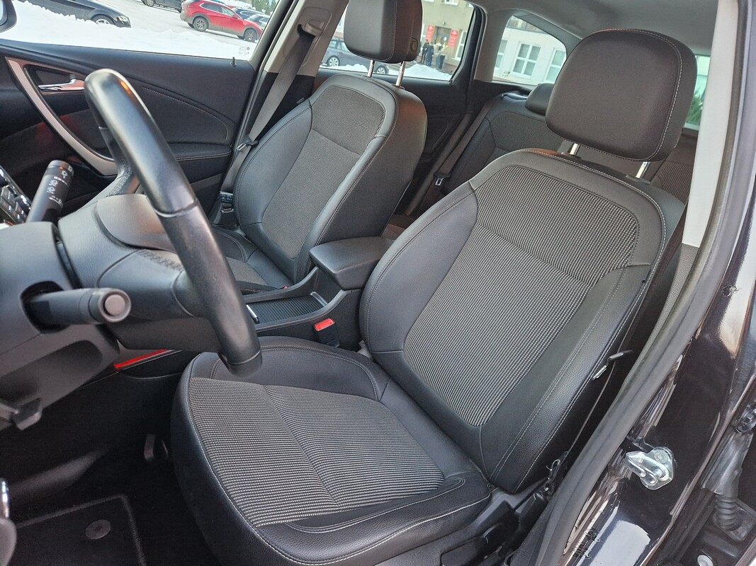 Elbląg Opel Astra J1.4TurboBenz 140 -Klima--Skóry-Alu-NaviSuper StanSerwisowany-Zarejestrowany w Polsce2012