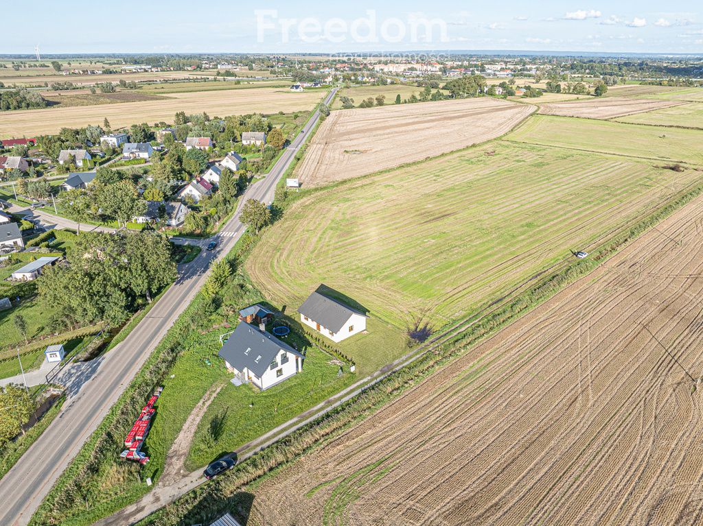 Elbląg FREEDOM NIERUCHOMOŚCISprzedam dom - Orłowo, Żuławska. Oferuję na sprzedaż jednopiętrowy dom wolnostojący